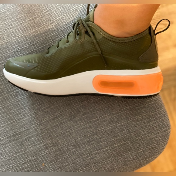 W NIKE AIR MAX DIA sneaker - Picture 8 of 9